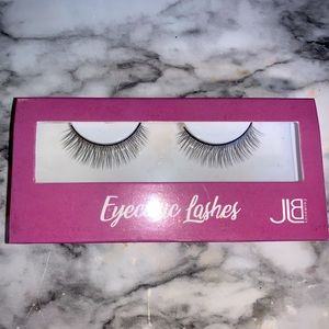 Black falsie eyelashes